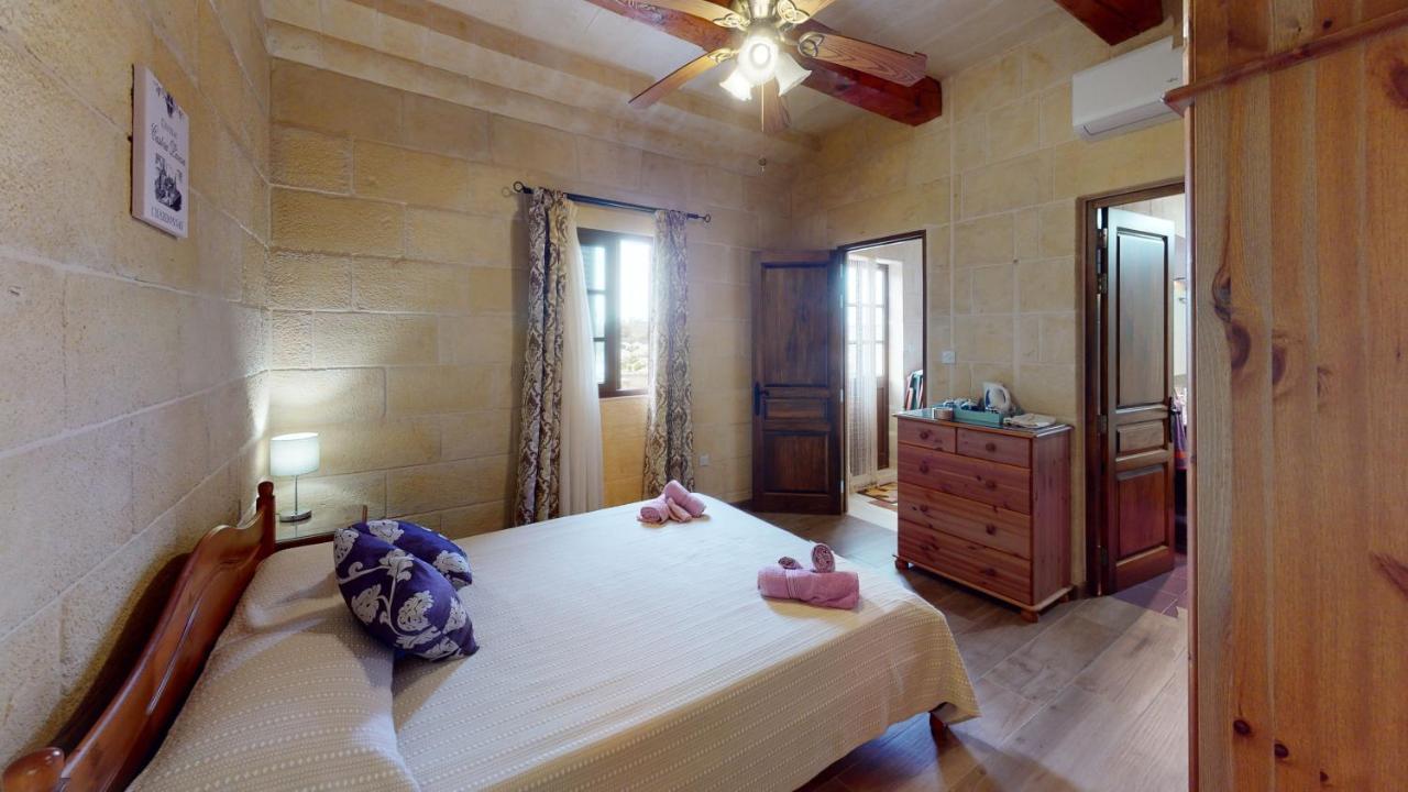 Qala Bed&Breakfast With Swimming Pool - Il-Wenniessa Exterior photo