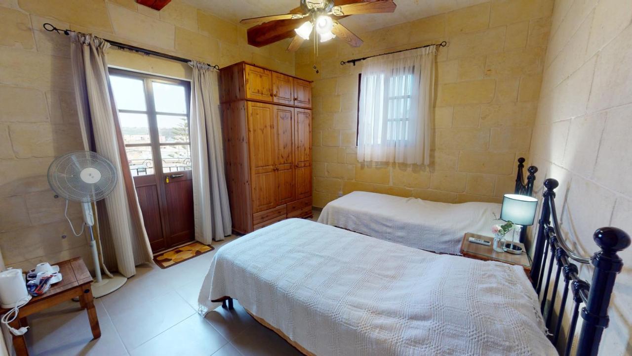 Qala Bed&Breakfast With Swimming Pool - Il-Wenniessa Exterior photo